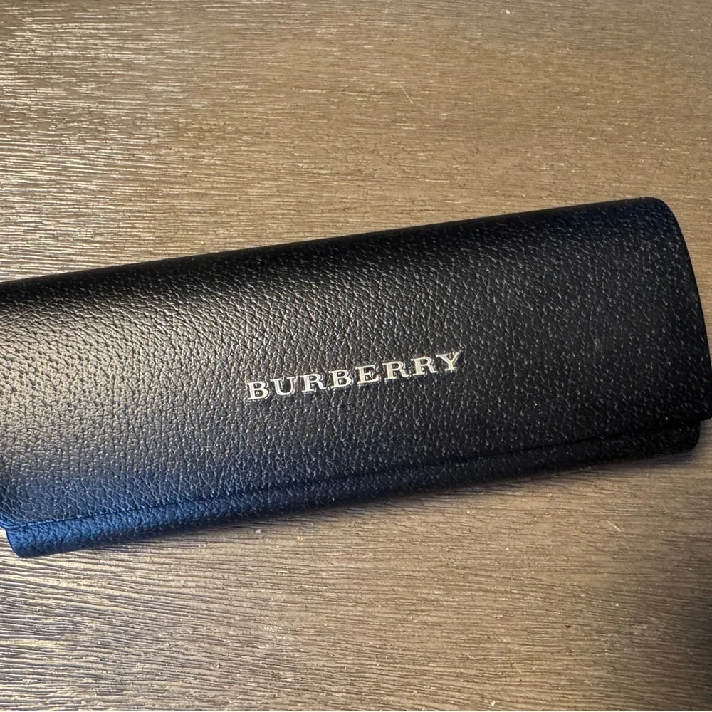 Burberry elevate your